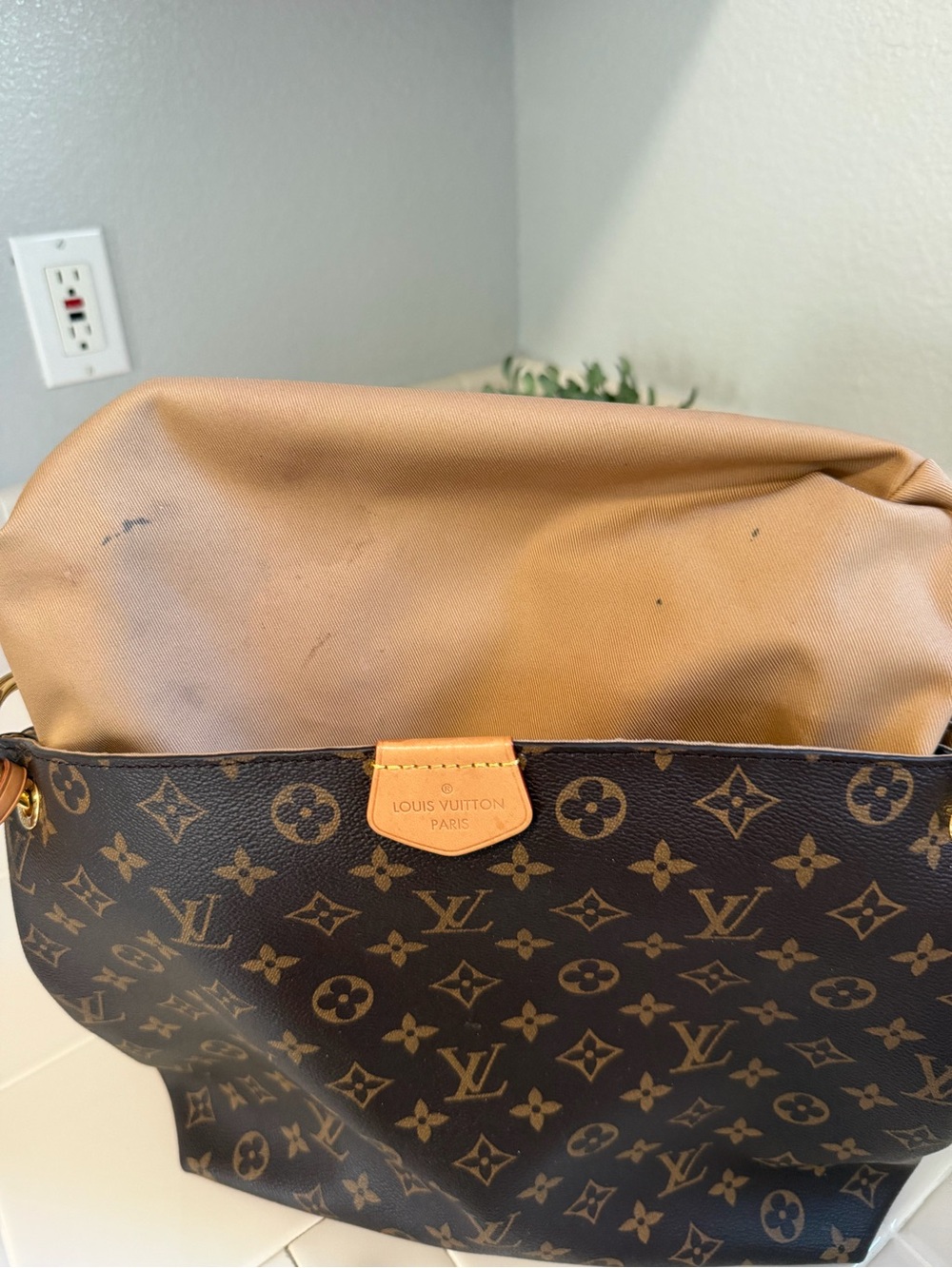 Louis Vuitton Monogram Shoulder Hobo in Brown with Tan Strap and Gold Hardware - Picture 16 of 16